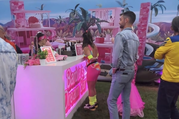 People queing up at the Barbie Dream Bar